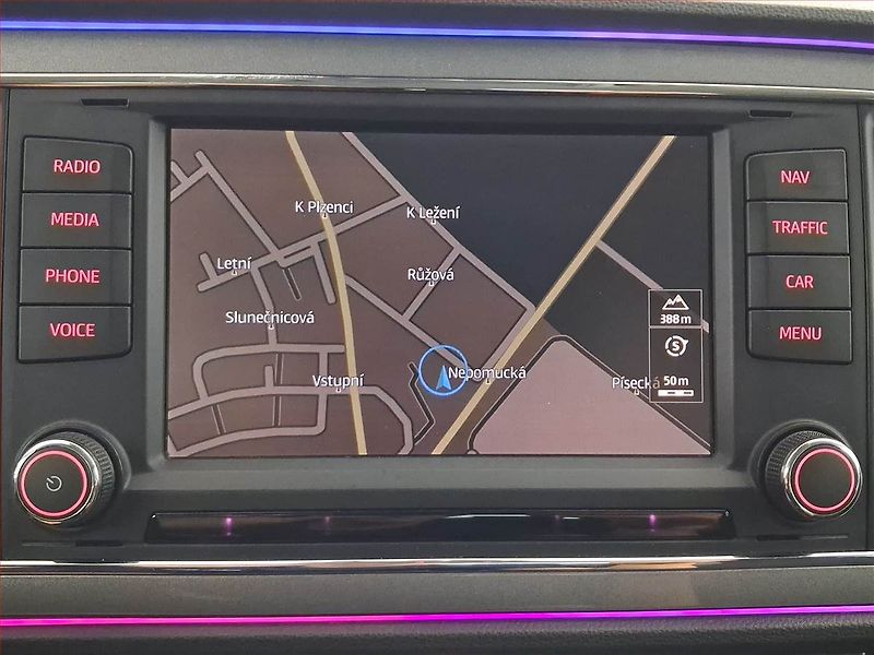 Seat Leon (2016) 2.0 TDI, Automat, Kůže, Navi - fotka 20 z 20
