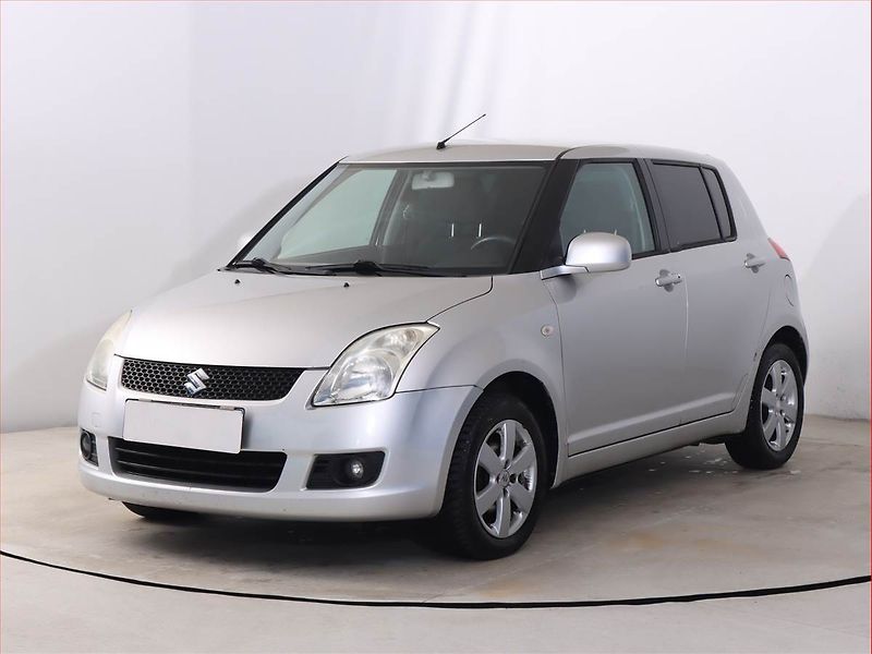 Suzuki Swift (2007) 1.3 i, po STK, levný provoz - fotka 2 z 15