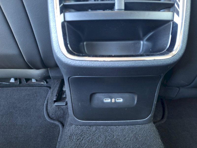 Škoda Octavia (2023) COMBI / 2.0 TDI / 85 kW / 6MP - fotka 30 z 33