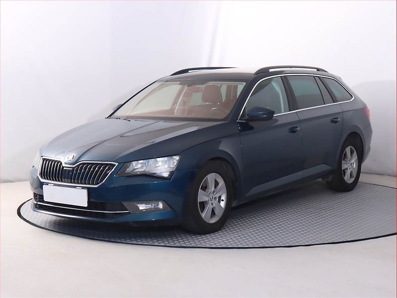 Škoda Superb (2016) Ambition 1.6 TDI, Automat - fotka 2 z 18