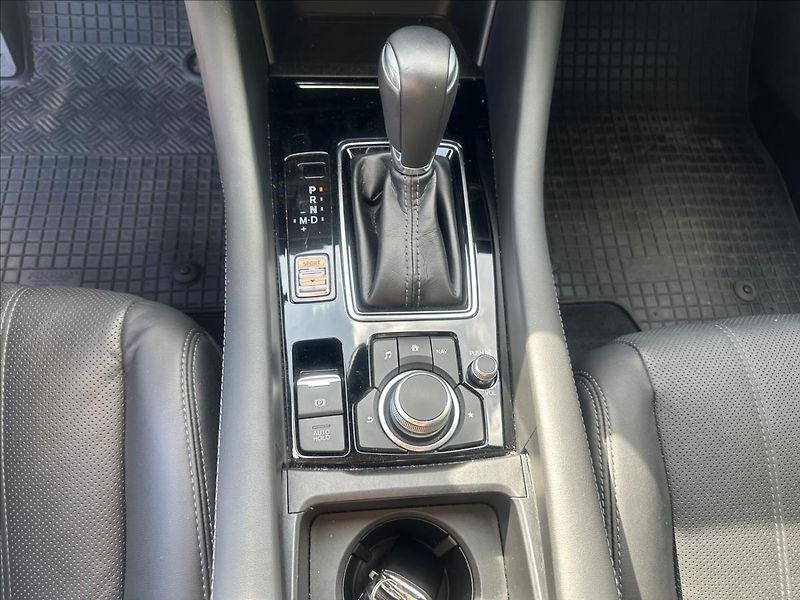 Mazda 6 2,5 i G194 A/T REVOLUTION TOP - fotka 30 z 32