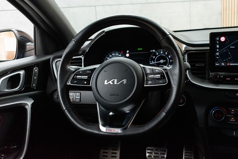 Kia Pro_Ceed 1.6 T-GDi 150kW GT*ZÁRUKA*ČR* - fotka 19 z 42