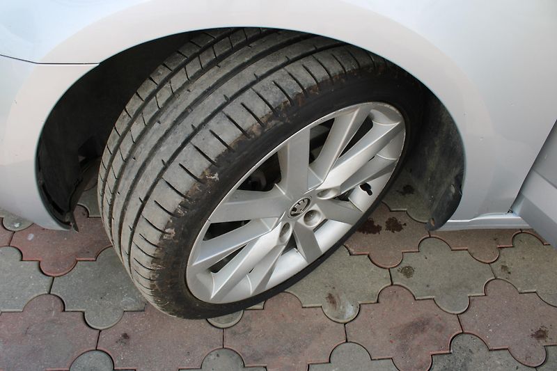 Škoda Octavia 2,0 TDI 110kw Style plus - fotka 24 z 25