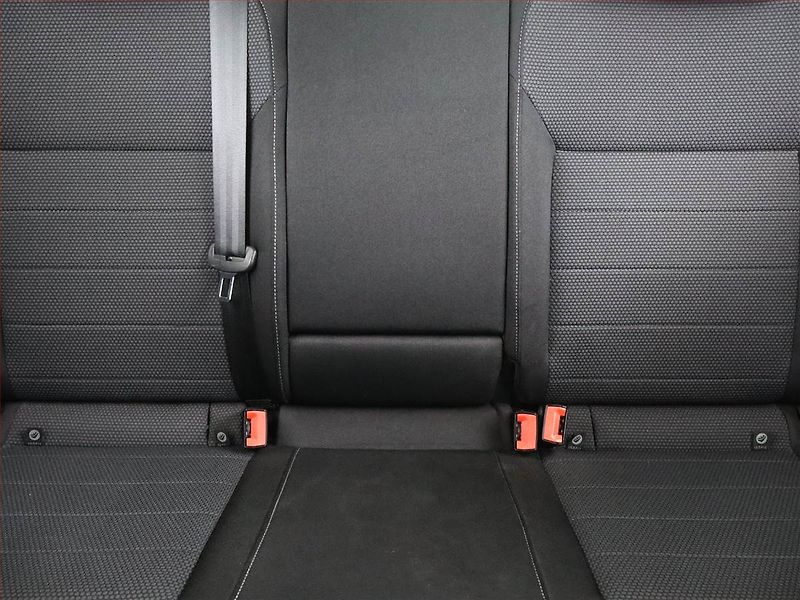 Škoda Rapid (2015) Spaceback 1.2 TSI, Tempomat - fotka 8 z 17