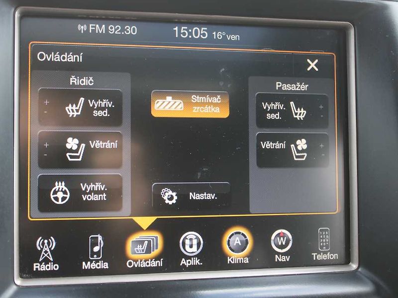 Jeep Grand Cherokee 3.0 V6 TURBO DI, NAVIGACE, PAN - fotka 18 z 22
