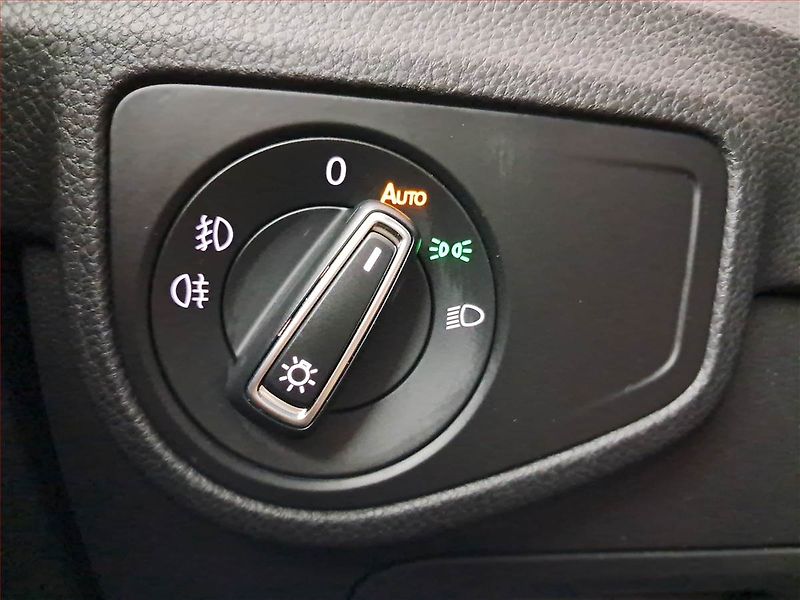 Volkswagen Golf Sportsvan (2019) 1.5 TSI, Automat, Serv.kniha - fotka 19 z 20