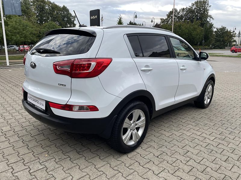Kia Sportage (2013) 1,7 CRDi 4x2 Active  - fotka 3 z 21