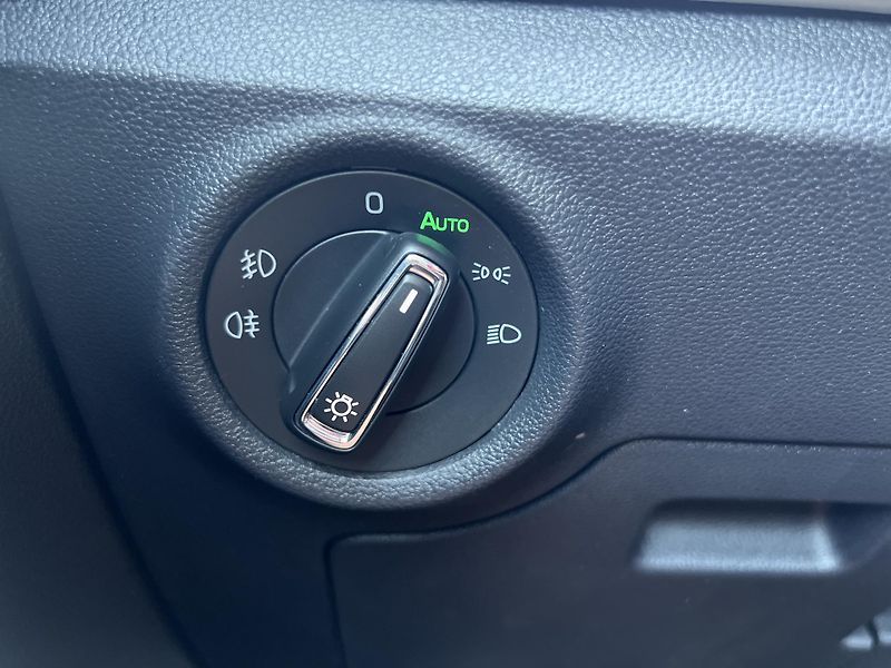 Škoda Kamiq 1.0TSi 85kw Style Plus Extra - fotka 13 z 47