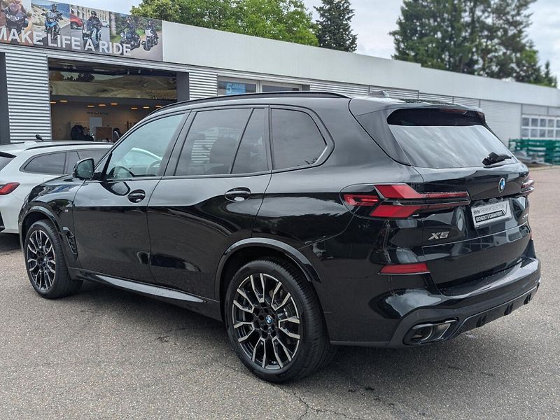 BMW X5 xDrive40i M-Sport Pro Venti - fotka 6 z 14