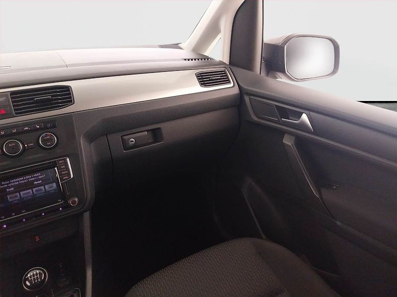 Volkswagen Caddy (2016) 2.0 TDI, 5Míst, DPH - fotka 8 z 19