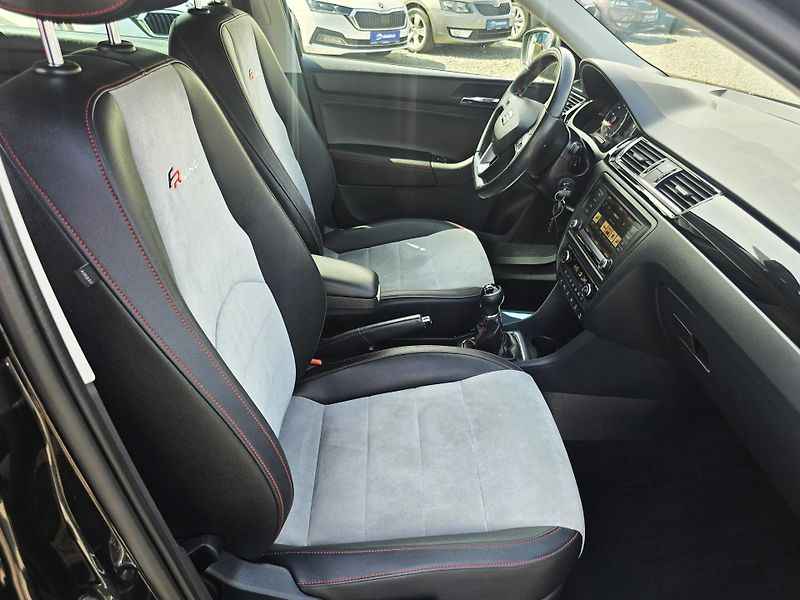 Seat Toledo 1.2 TSI 81KW FR LINE FULL LED  - fotka 18 z 27