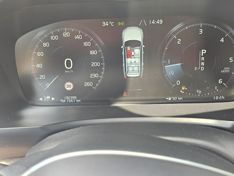 Volvo XC90 (2016) - fotka 11 z 21