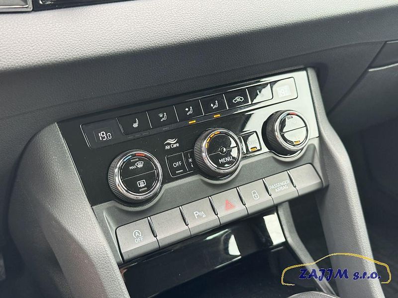 Škoda Karoq Style 2.0TDI 110kw 4x4 DSG - fotka 28 z 56