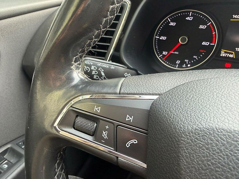 Seat Leon (2016) 1.6 TDI Style - fotka 22 z 25