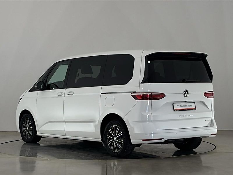 Volkswagen Multivan Life DSG eHybrid - fotka 15 z 30