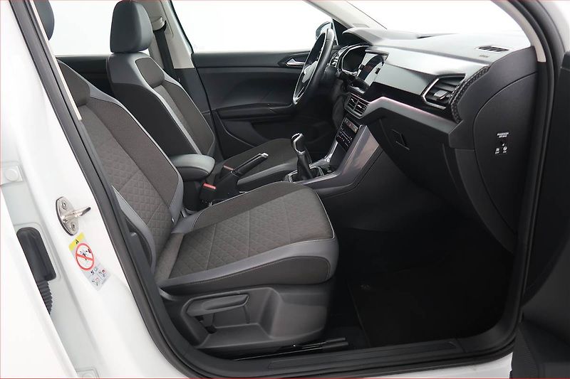 Volkswagen T-Cross (2022) R-Line 1.0 TSI, Tempomat - fotka 9 z 17