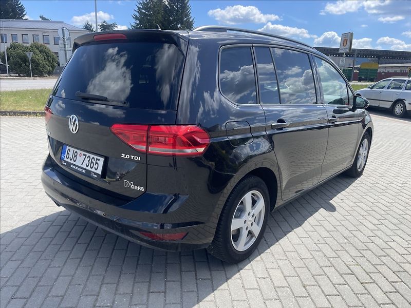 Volkswagen Touran 2,0 TDi 110kw Highline Panoram - fotka 46 z 48