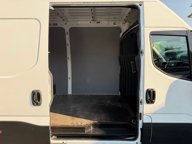 Iveco Daily 2.3 JTD L2H2, KLIMATIZACE, TEM - fotka 12 z 13