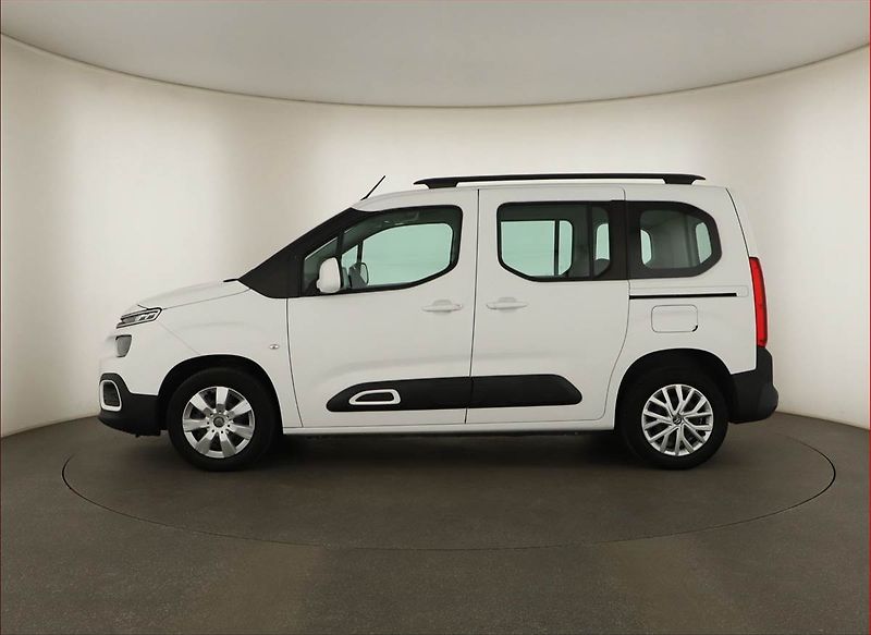 Citroën Berlingo (2019) Feel 1.5 BlueHDi, 5Míst, ČR - fotka 3 z 12