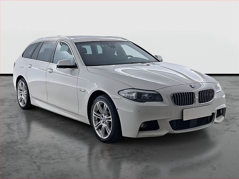 BMW Řada 5 (2013) 530d xDrive, 4X4, Automat - fotografie inzerátu