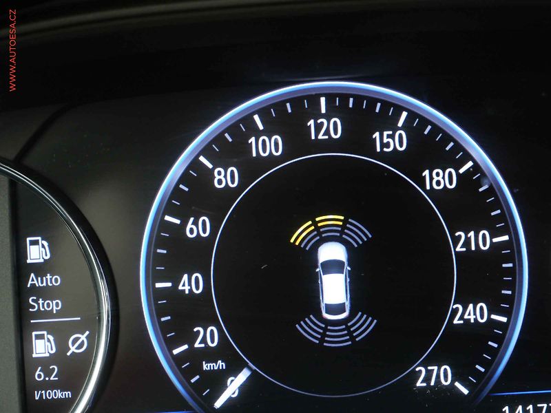 Opel Insignia (2019) 2.0 CDTi, Ultimate, AT, LED - fotka 22 z 26