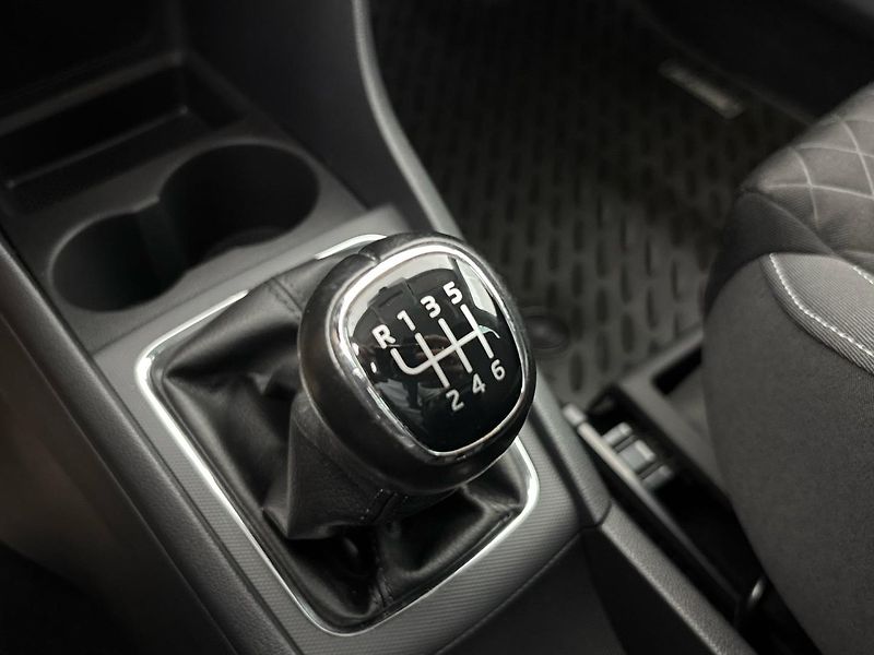 Škoda Rapid Style - fotka 20 z 29
