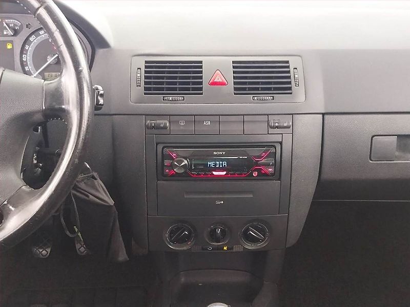 Škoda Fabia (2007) Elegance 1.4 16V, nová STK - fotka 12 z 21