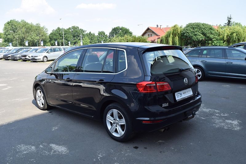 Volkswagen Golf Sportsvan (2015) 1.4TSI 92kw HGLBMT TAŽ KAM APP - fotka 10 z 50