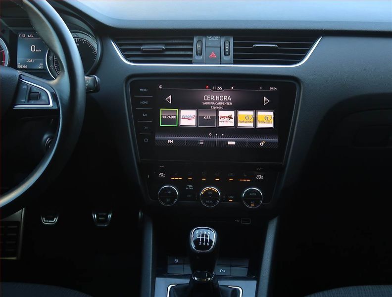 Škoda Octavia (2019) Style 1.5 TSI, Serv.kniha - fotka 12 z 19