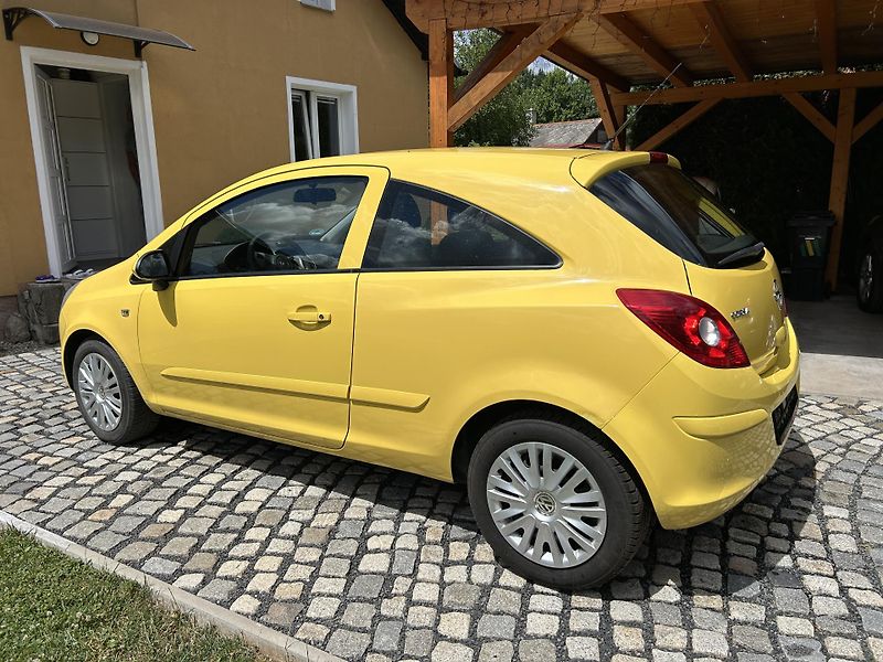 Opel Corsa (2007) 1.2i 59 kw - fotka 10 z 20
