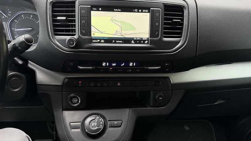 Opel Zafira (2022) - fotka 16 z 16