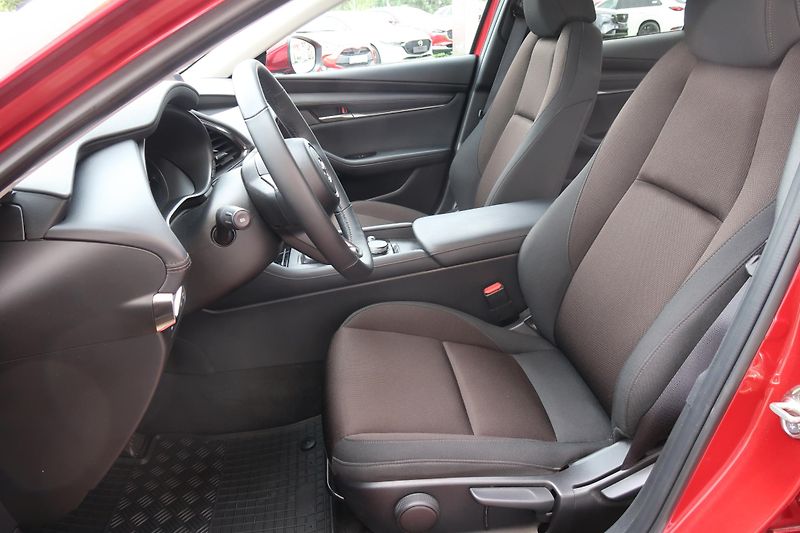 Mazda 3 SDN 2,0 X186 GT Plus, záruka - fotka 14 z 30