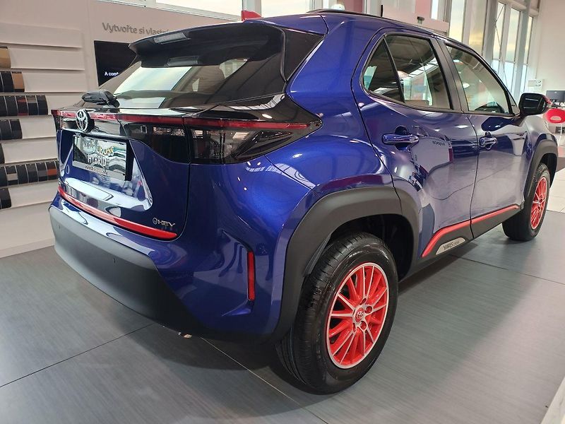 Toyota Yaris Cross (2025) 1.5 FHEV Limited Edition TOKYO - fotka 4 z 14