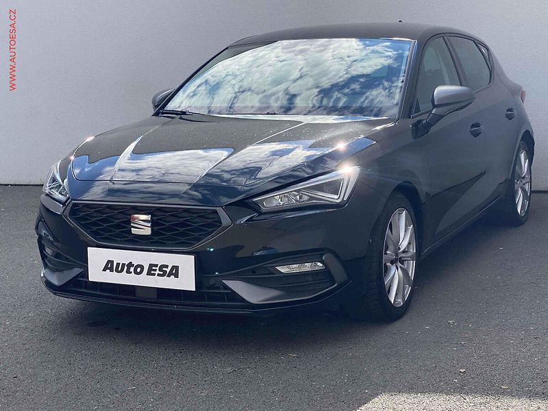 Seat Leon (2021) 2.0 TDi, FR, LED - fotka 3 z 17