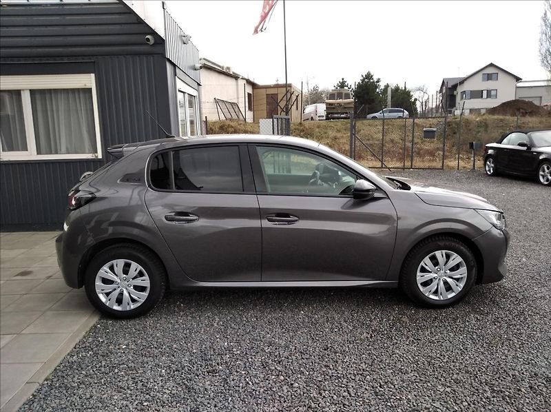 Peugeot 208 1,2 74kw,  100 S&S MAN 6 - fotka 8 z 15
