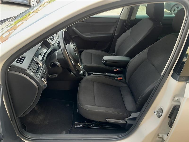Škoda Rapid 1.2TSI 77kW  NOVÝ MOTOR - fotka 16 z 47