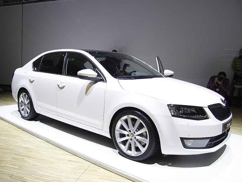 Společnost Škoda Auto představila 11. prosince v Mladé Boleslavi třetí generaci stěžejního modelu Octavia. Vyrábět se má v příštím roce a světovou premiéru si odbude na začátku března na autosalonu v Ženevě.