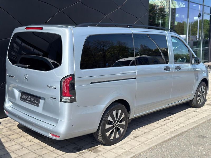 Mercedes-Benz Vito 2,0 116 CDI / Tourer Select / - fotka 8 z 21