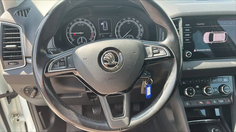 Škoda Karoq (2018) AMBITION TDI 1.6/85KW 6MP - fotka 20 z 24