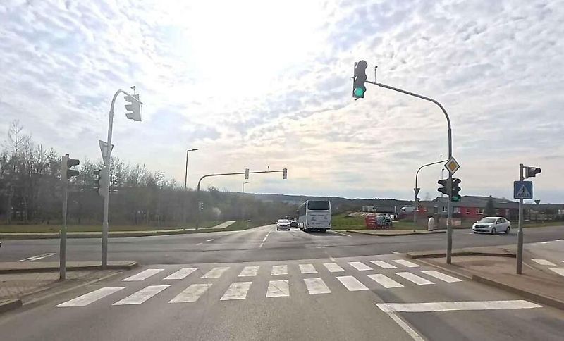 1. místo - světelná křižovatka silnice II/409 a ulice Průmyslová v Plané nad Lužnicí.