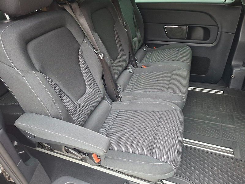 Mercedes-Benz Třídy V (2020) V 300d 176kW 4MATIC -1.MAJITEL - fotka 21 z 29