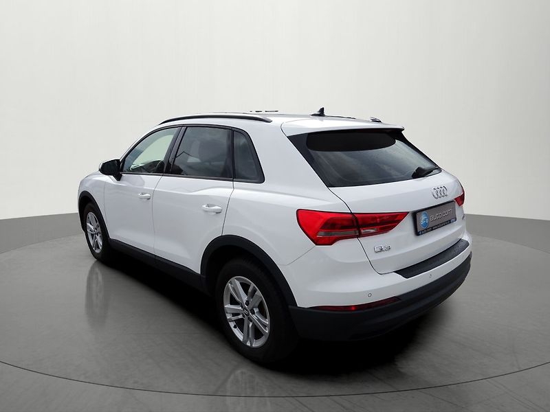 Audi Q3 35TDI A/T Virtual Navi Tažné - fotka 3 z 30