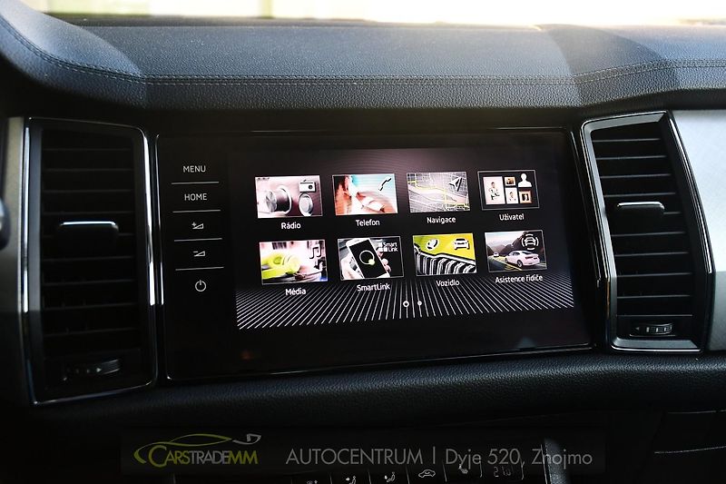 Škoda Kodiaq 2.0TDi 4X4 ACC LED NAV CARPLAY - fotka 31 z 54