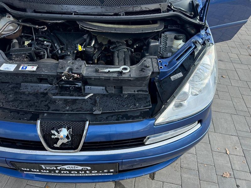 Peugeot 807 (2007) 2.0 HDi 7 míst,Navigace - fotka 31 z 31