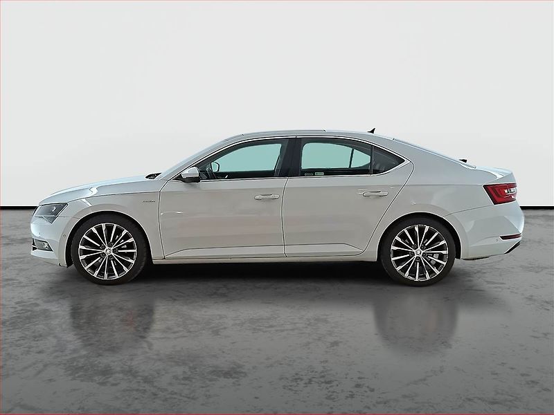 Škoda Superb (2015) Laurin&Klement 2.0 TDI 4x4 - fotka 3 z 25