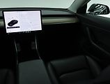 Tesla Model 3 (2019) Long Range 4WD 78kWh - náhled 8