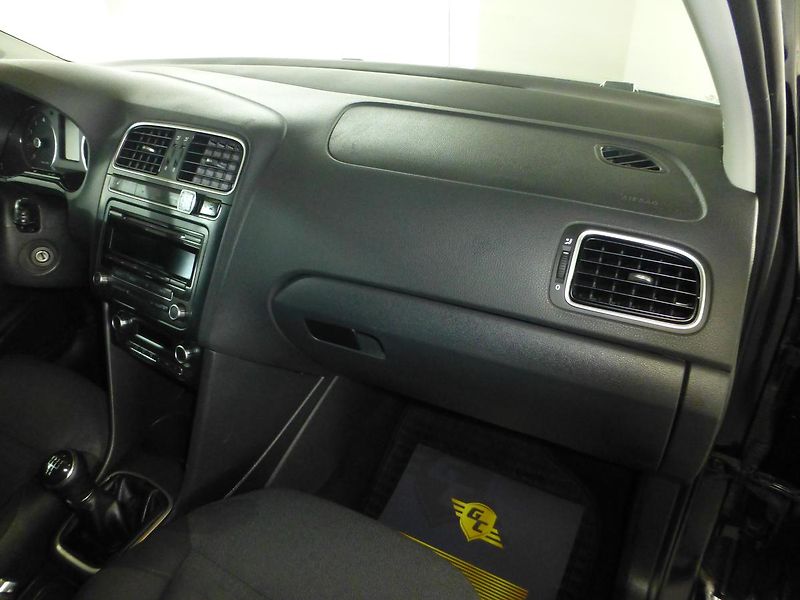 Volkswagen Polo (2013) 1,2TSI*ALU*PARK*VYHŘ.S**R-LINE - fotka 20 z 25