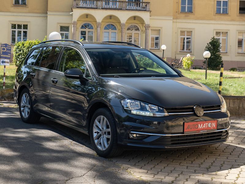 Volkswagen Golf 1.5 TSI DSG CarPlay ACC Senzor - fotka 3 z 31