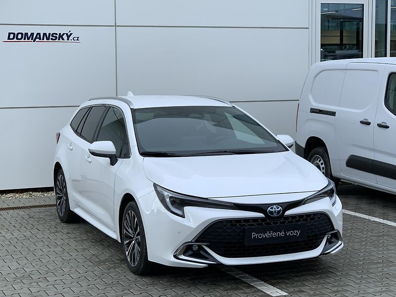 Toyota Corolla TS STYLE 1.8 HEV 103kW e-CVT - fotka 9 z 18