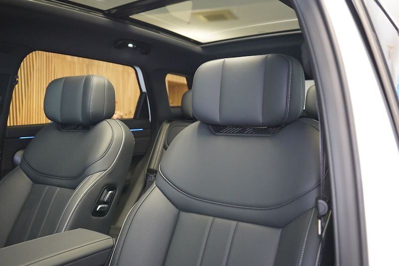 Jaecoo 7 1.6TGDI DCT AWD EXCLUSIVE - fotka 13 z 47